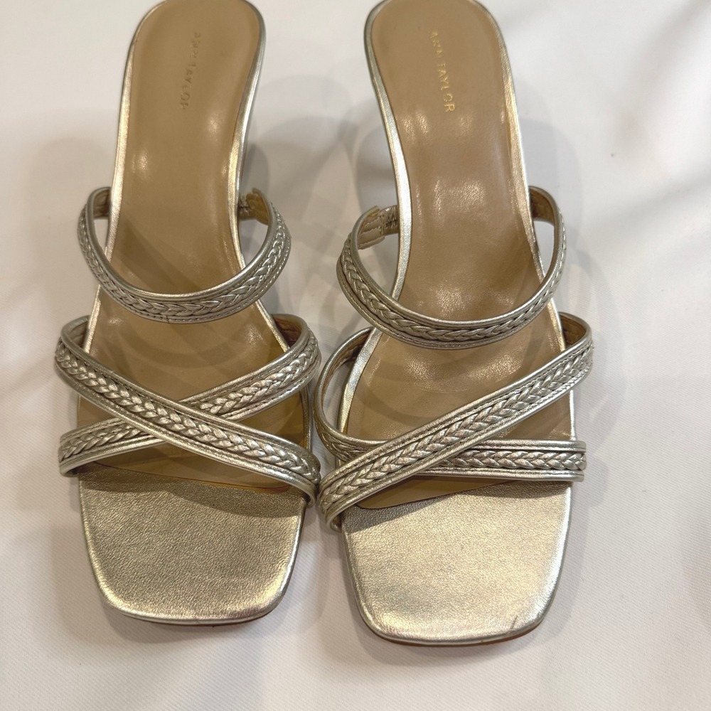 Ann Taylor Kitten Heel Sandals Women 8M Gold Good Braided Straps Mules